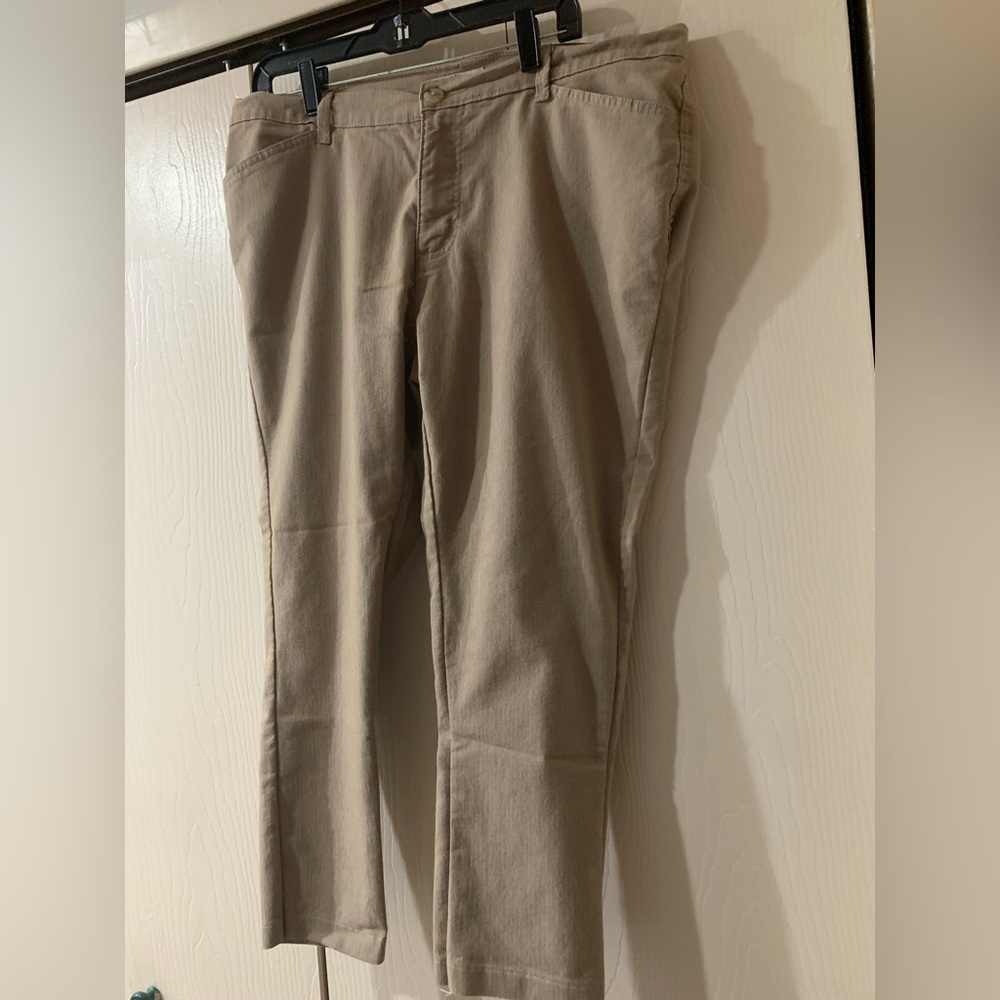 Women’s  Tan Pants